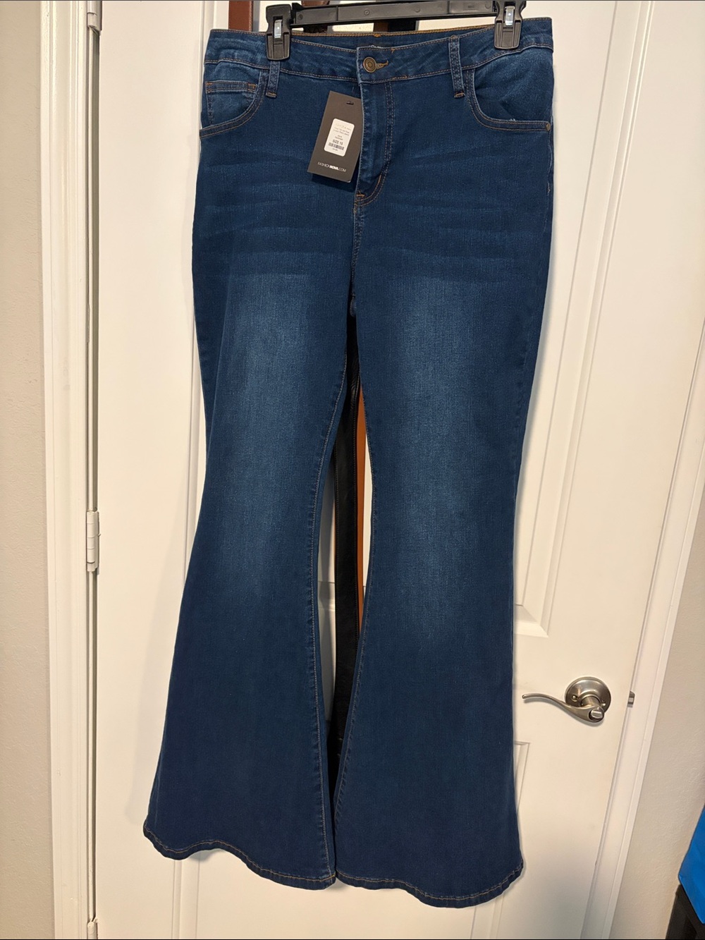 Fashion Nova Dark Blue Flare Jeans - Women's